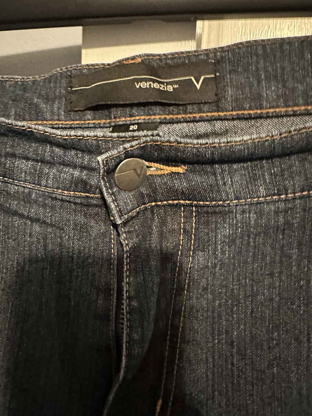 Venezia Dark Wash Bootcut Jeans - Picture 3 of 4